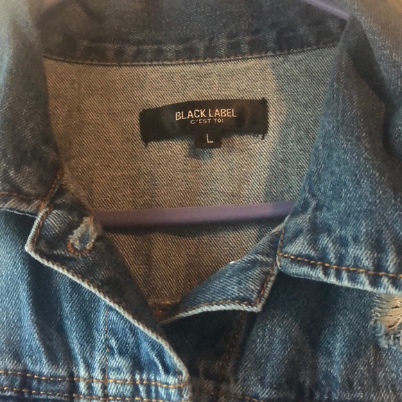 Button up jean jacket - Picture 3 of 7